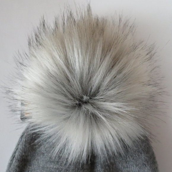 Carhartt Beanie Handmade in USA Pom - Picture 2 of 6